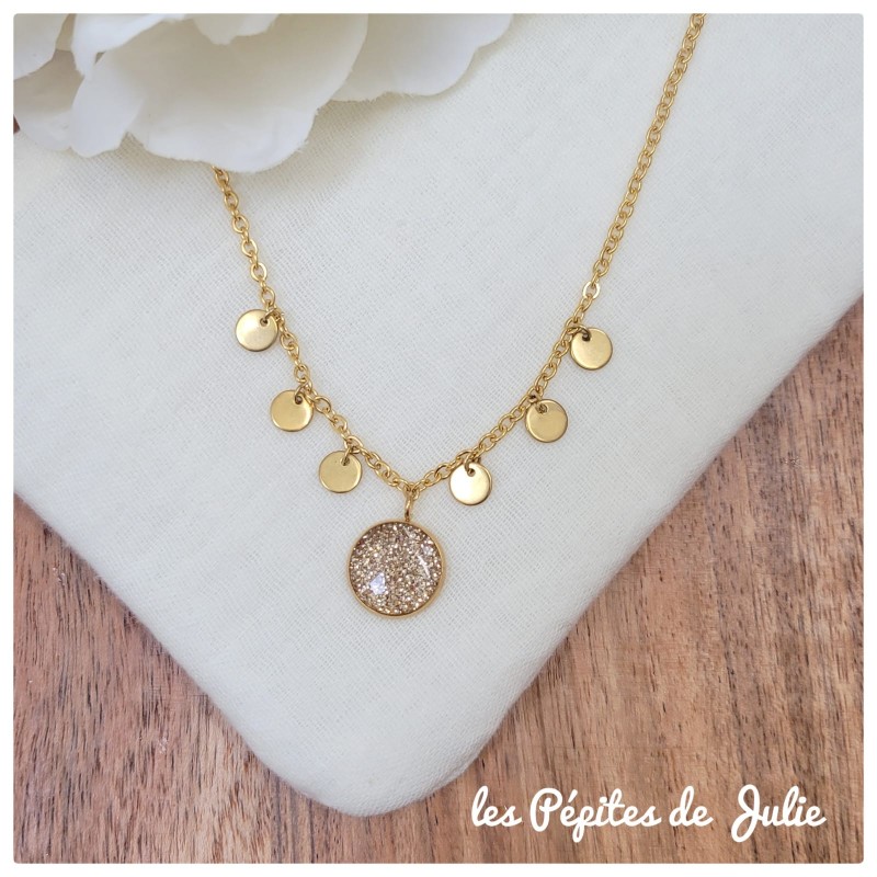 Collier JADE